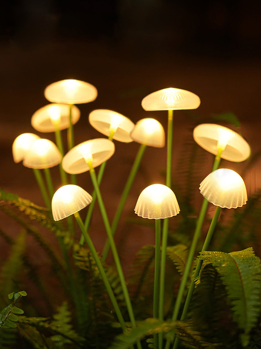 Solar LED Jellyfish Lamp, Outdoor Courtyard Lawn Ambience Light